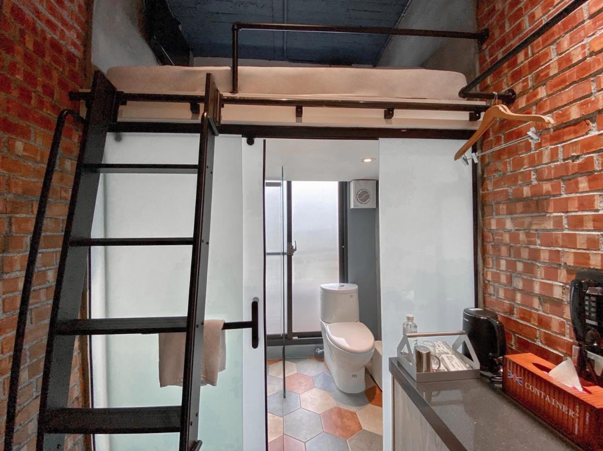 Hotel Leisure Chiayi Exterior photo